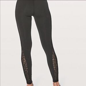 Lululemon crop lace leggings